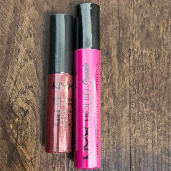 Bundle Nyx Professional Soft Matte Lip Cream